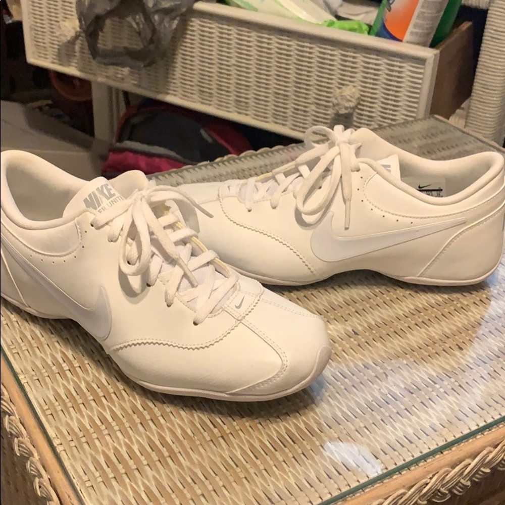 ONLY WORN TWICE !! Bought for $65 selling for $55